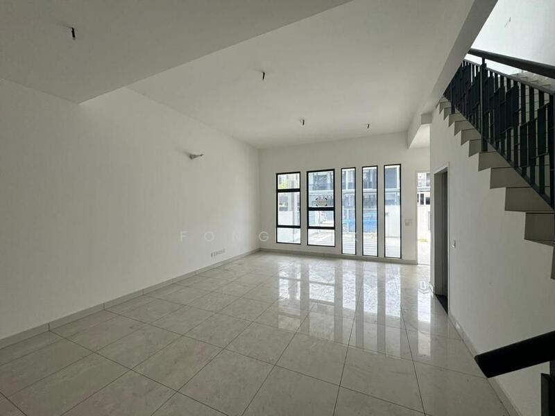 2-storey Terraced House for Sale in Setia Tropika (Johor Bahru) - Fong Lik - Living Room - PropertyGuru.com.my
