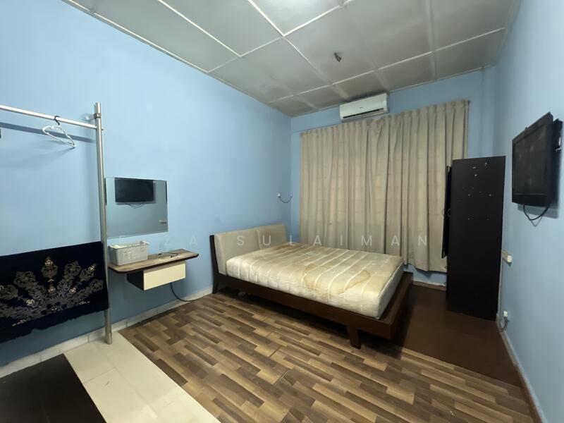 1-storey Terraced House for Rent in Johor Bahru (Johor) - Fiza Sulaiman - Bedroom - PropertyGuru.com.my