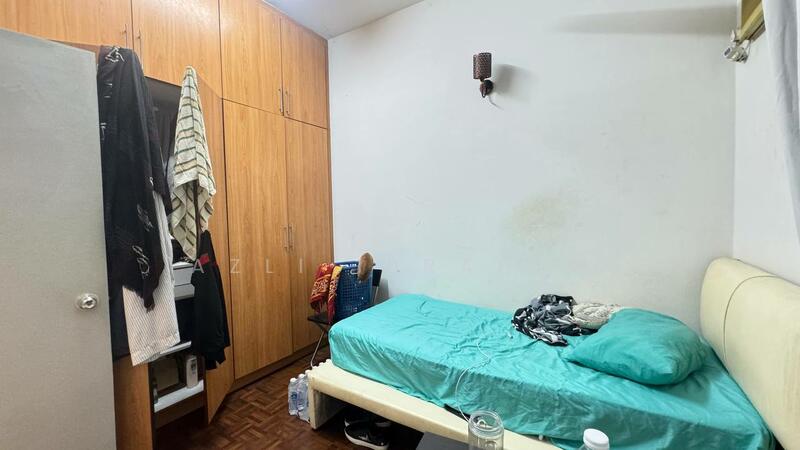 Condominium for Sale at Seri Maya Condominium - Azli Ibrahim - Bedroom - PropertyGuru.com.my
