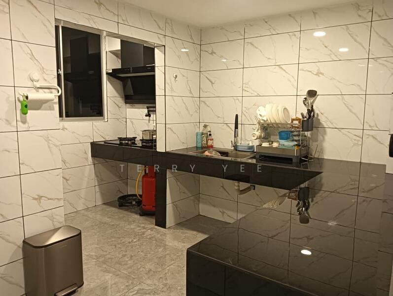Taman Sungai Besi untuk Untuk Disewa - RM 1,900 /bulan, Feb 2026 - Kitchen - PropertyGuru.com.my