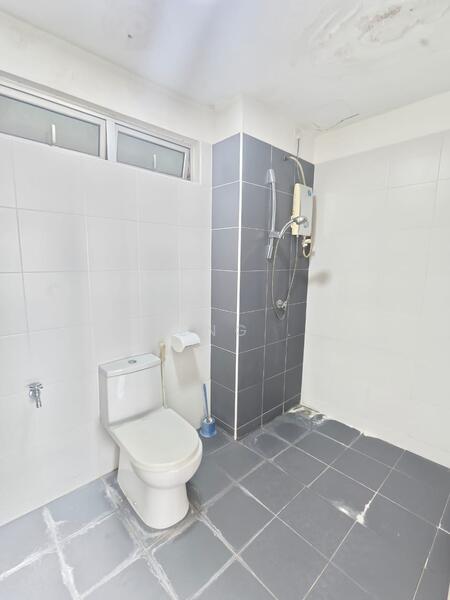 Apartment for Sale at Idaman Residence - Meng . - Bathroom - PropertyGuru.com.my