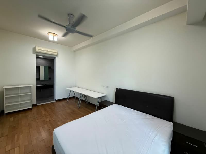 Condominium for Sale at Hampshire Residences - Bao Jie - Bedroom - PropertyGuru.com.my
