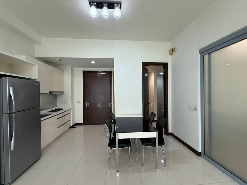 Condominium for Sale at Hampshire Residences - Bao Jie - Kitchen - PropertyGuru.com.my