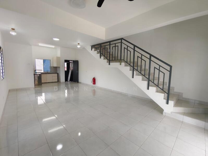 Alamanda Parklands untuk Untuk Dijual - RM 490,000, Mac 2026 - Living Room - PropertyGuru.com.my