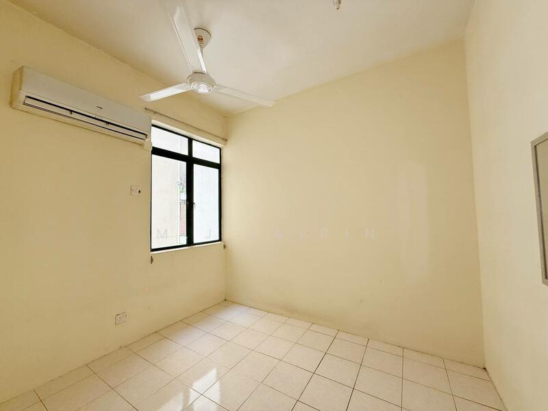 Apartment for Sale at Pangsapuri Permai Puteri - M.J Zairin - Interior - PropertyGuru.com.my