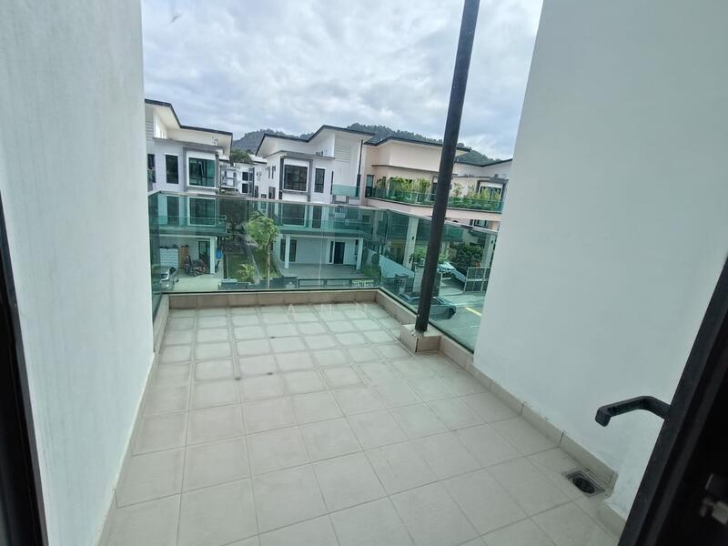 Semi-Detached House for Sale in Kajang (Selangor) - Ann . - Balcony - PropertyGuru.com.my