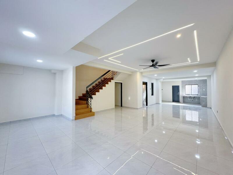2-storey Terraced House for Sale in Taman Megah Ria (Masai) - YT . - Living Room - PropertyGuru.com.my