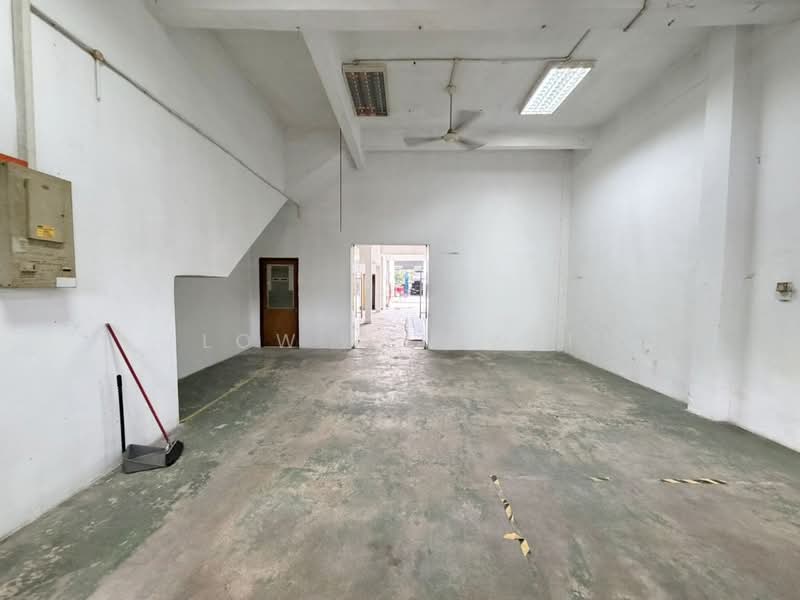 Terrace Factory for Sale in Taman Perindustrian Jaya (Ara Damansara) - Wei Wei Low - Interior - PropertyGuru.com.my