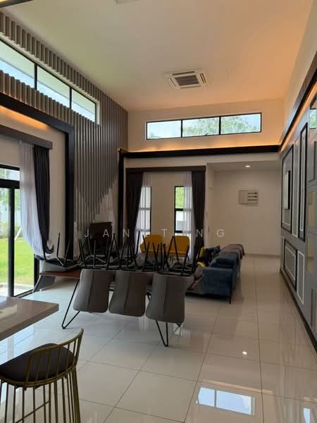 Bungalow for Sale in Bandar Mahkota Banting (Tanjong Duabelas) - Janet Ng - Living Room - PropertyGuru.com.my