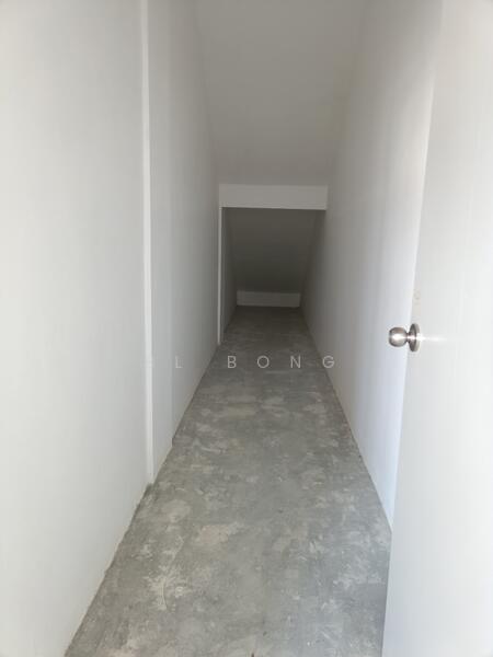 Shop / Office for Rent in Taman Kota Laksamana Jaya (Melaka City) - BL Bong - Corridor - PropertyGuru.com.my