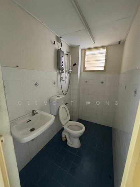 Apartment for Sale at Las Palmas (Rumbia) - Clement Wong - Bathroom - PropertyGuru.com.my