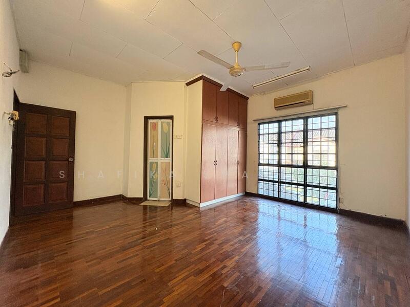 Subang Bestari untuk Untuk Dijual - RM 570,000, Mac 2026 - Bedroom - PropertyGuru.com.my