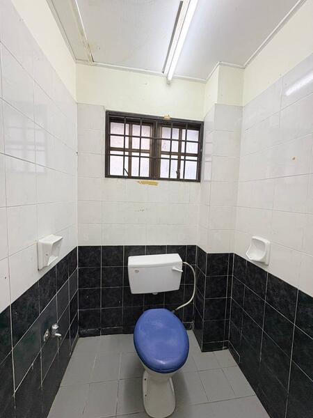 Subang Bestari untuk Untuk Dijual - RM 570,000, Mac 2026 - Bathroom - PropertyGuru.com.my