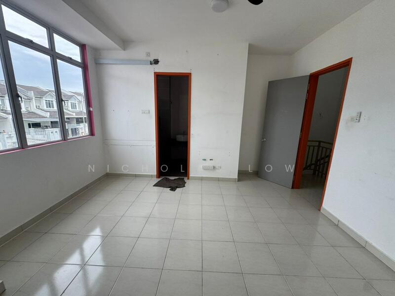 2-storey Terraced House for Rent in Kangkar Pulai (Skudai) - Nicholas Low - Interior - PropertyGuru.com.my