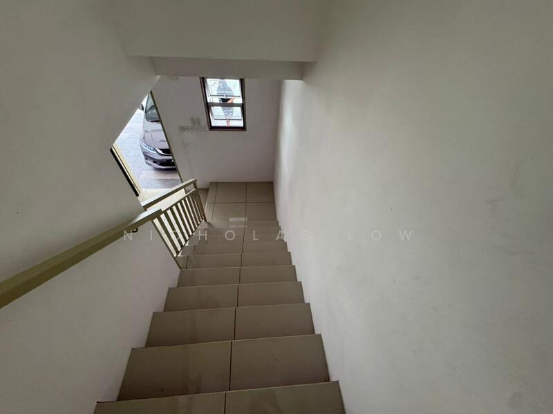 2-storey Terraced House for Rent in Kangkar Pulai (Skudai) - Nicholas Low - Corridor - PropertyGuru.com.my