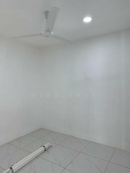 TAMAN UNIVERSITI untuk Untuk Dijual - RM 395,000, Feb 2026 - Interior - PropertyGuru.com.my