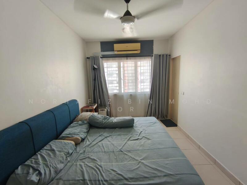 Apartment for Rent at De Bayu Apartment - Norhafiz Bin Mohd Nor - Bedroom - PropertyGuru.com.my