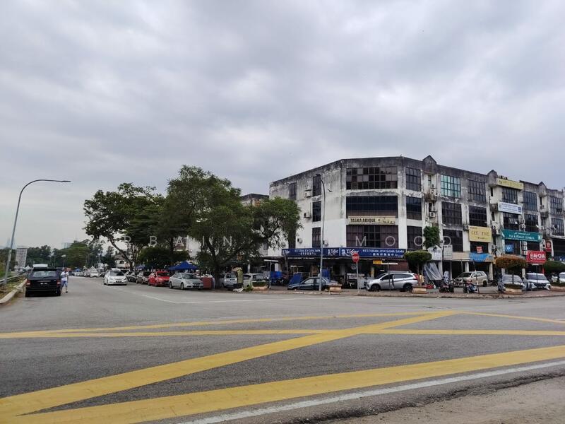 Taman Sri Gombak untuk Untuk Disewa - RM 1,500 /bulan, Feb 2026 - Exterior - PropertyGuru.com.my
