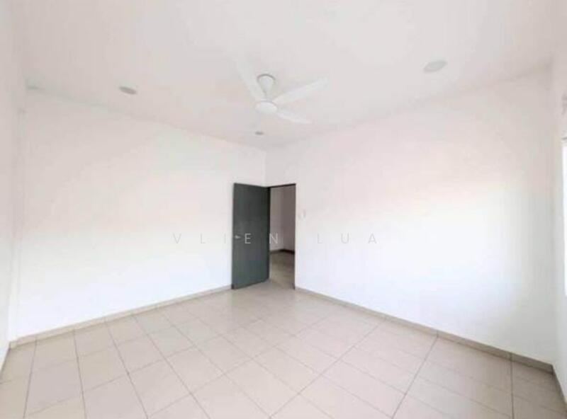2-storey Terraced House for Sale in Taman Sri Kulai Baru (Kulai) - Vlien Lua - Interior - PropertyGuru.com.my