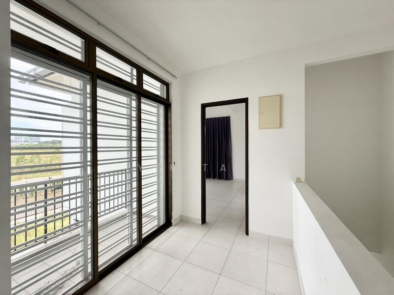 2-storey Terraced House for Sale in Setia Tropika (Johor Bahru) - Yik Tat - PropertyGuru.com.my