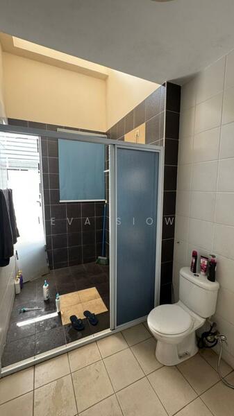 2-storey Terraced House for Sale in Taman Impian Emas (Skudai) - Eva Siow - Bathroom - PropertyGuru.com.my