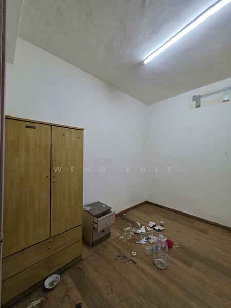 Shop / Office for Sale in Ampang (Kuala Lumpur) - Weng Khit - Interior - PropertyGuru.com.my