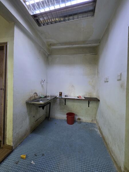 Shop / Office for Sale in Ampang (Kuala Lumpur) - Weng Khit - Interior - PropertyGuru.com.my