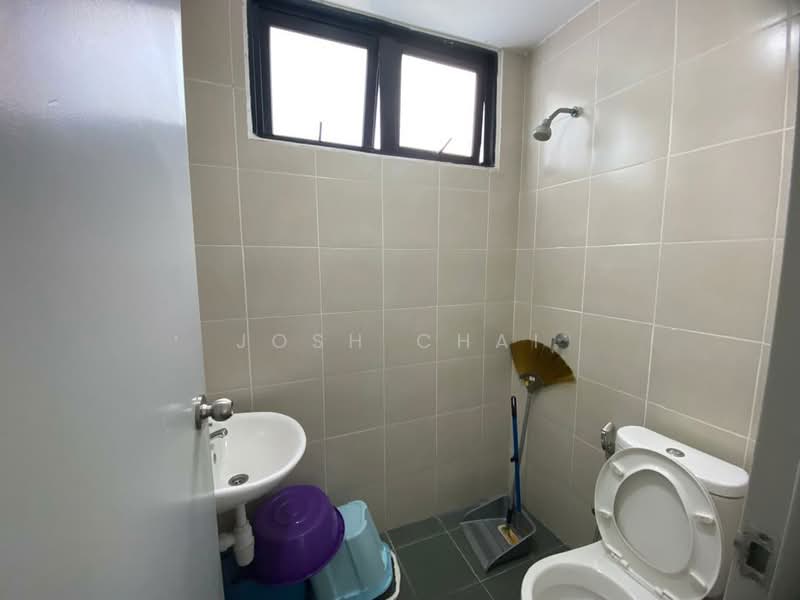 Glomac Centro Service Apartment untuk Untuk Dijual - RM 739,999, Feb 2026 - Bathroom - PropertyGuru.com.my