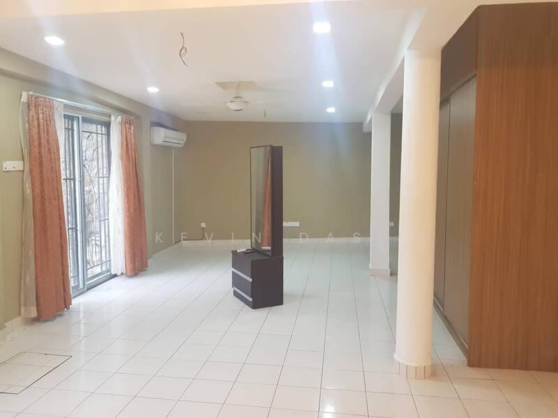 Taman Sri Gombak untuk Untuk Dijual - RM 1,330,000, Feb 2026 - Living Room - PropertyGuru.com.my