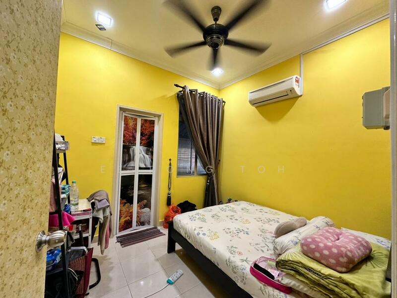 2-storey Terraced House for Sale in Mutiara Rini (Skudai) - Ee Fong Toh - Bedroom - PropertyGuru.com.my