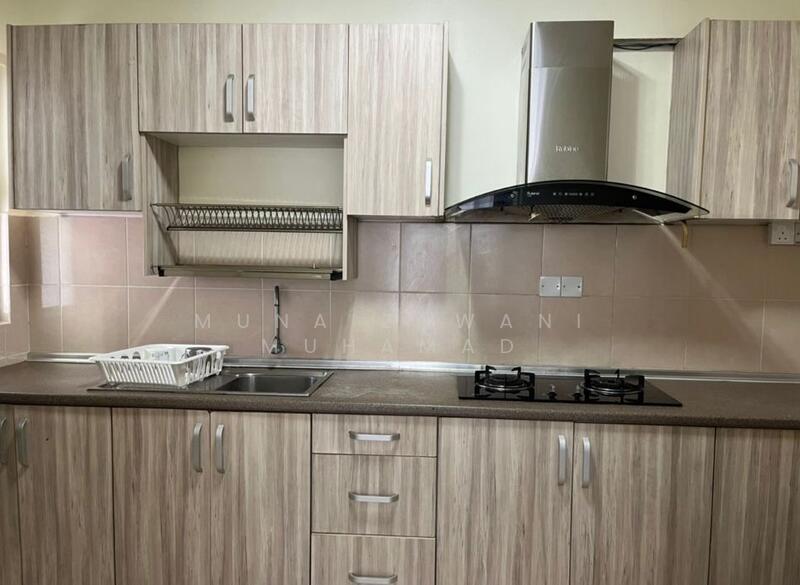 Condominium for Sale at LakeView Residency - Muna Zawani Muhamad - Kitchen - PropertyGuru.com.my