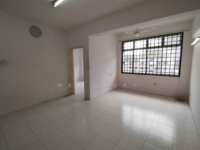 Taman Bukit Mewah untuk Untuk Dijual - RM 250,000, Feb 2026 - Living Room - PropertyGuru.com.my