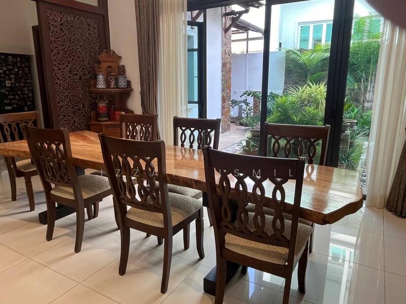 Bungalow for Sale in Cyberjaya (Selangor) - Izzati Ismil - Dining Room - PropertyGuru.com.my