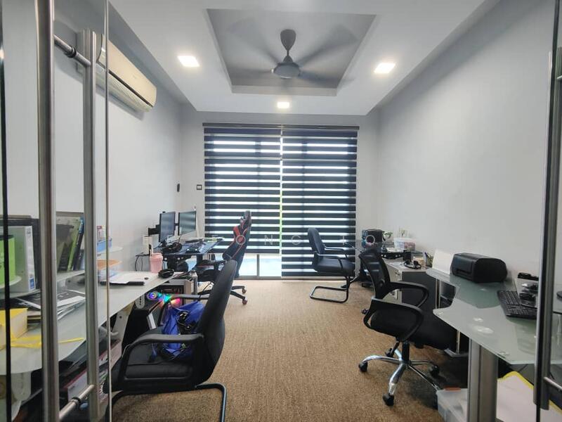 Link Bungalow for Sale in Austin Perdana (Tebrau) - Ee Fong Toh - Study - PropertyGuru.com.my