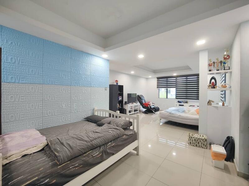 Link Bungalow for Sale in Austin Perdana (Tebrau) - Ee Fong Toh - Bedroom - PropertyGuru.com.my