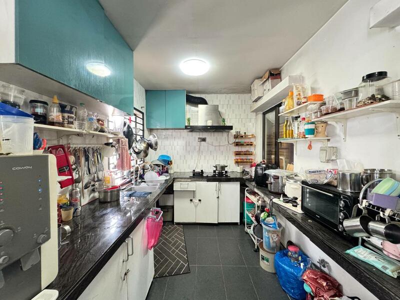 2-storey Terraced House for Sale in Seksyen U13 (Setia Alam) - Yasmin Sulaiman - Kitchen - PropertyGuru.com.my