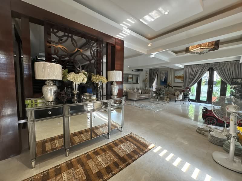 Jalan Cecawi 6/27 untuk Untuk Dijual - RM 3,100,000, Mac 2026 - Living Room - PropertyGuru.com.my