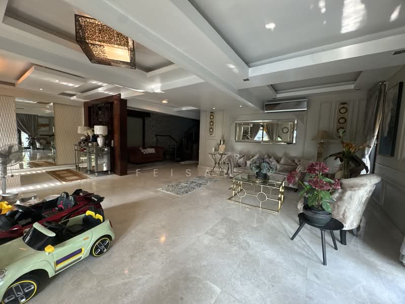 Jalan Cecawi 6/27 untuk Untuk Dijual - RM 3,100,000, Mac 2026 - Living Room - PropertyGuru.com.my