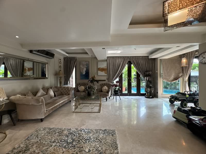 Jalan Cecawi 6/27 untuk Untuk Dijual - RM 3,100,000, Mac 2026 - Living Room - PropertyGuru.com.my