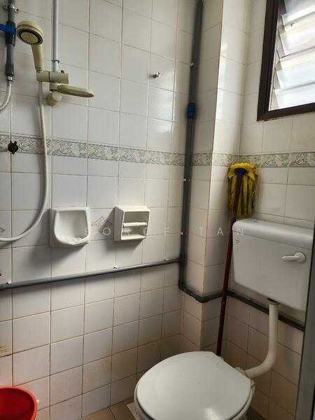 Subang Perdana Goodyear Court 8 untuk Untuk Dijual - RM 440,000, Mac 2026 - Bathroom - PropertyGuru.com.my