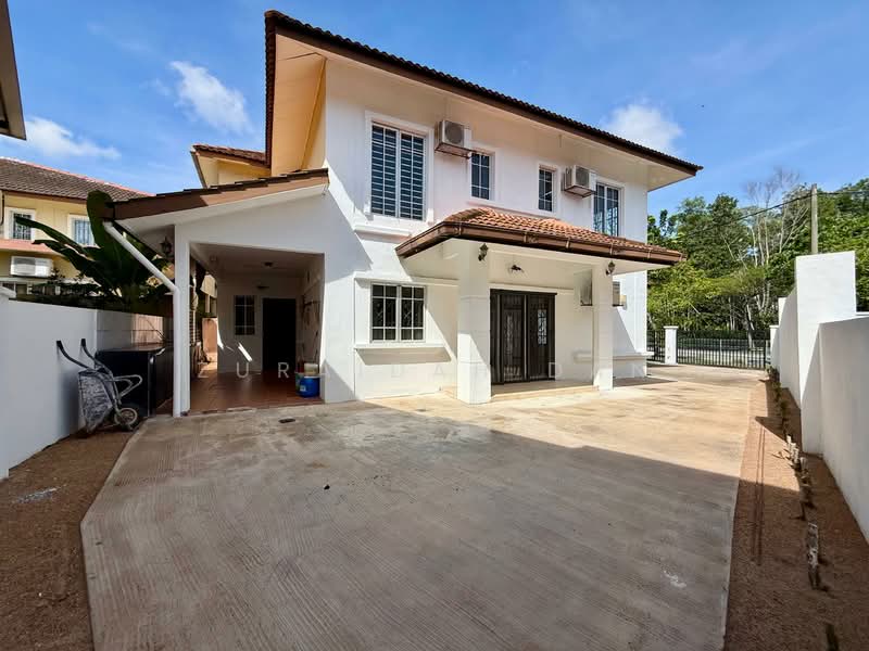 Semi-Detached House for Rent in Bandar Bukit Mahkota (Bangi) - Zuraidah Dan - Exterior - PropertyGuru.com.my