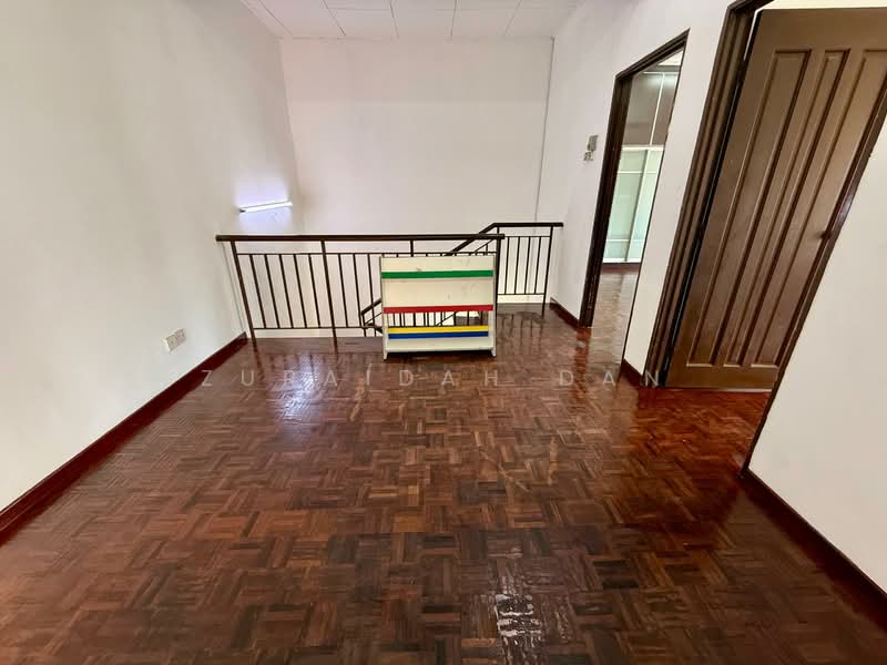 Semi-Detached House for Rent in Bandar Bukit Mahkota (Bangi) - Zuraidah Dan - Living Area - PropertyGuru.com.my