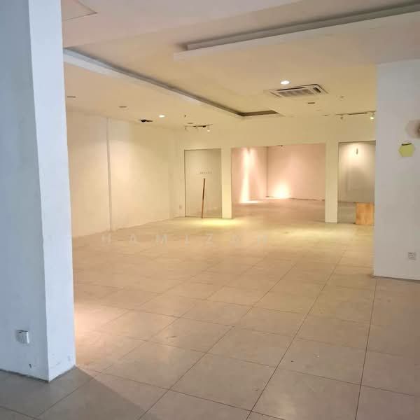 Shop / Office for Rent in Pusat Perniagaan Suria Puchong (Puchong) - Hamizah . - Interior - PropertyGuru.com.my
