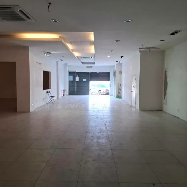 Shop / Office for Rent in Pusat Perniagaan Suria Puchong (Puchong) - Hamizah . - Interior - PropertyGuru.com.my