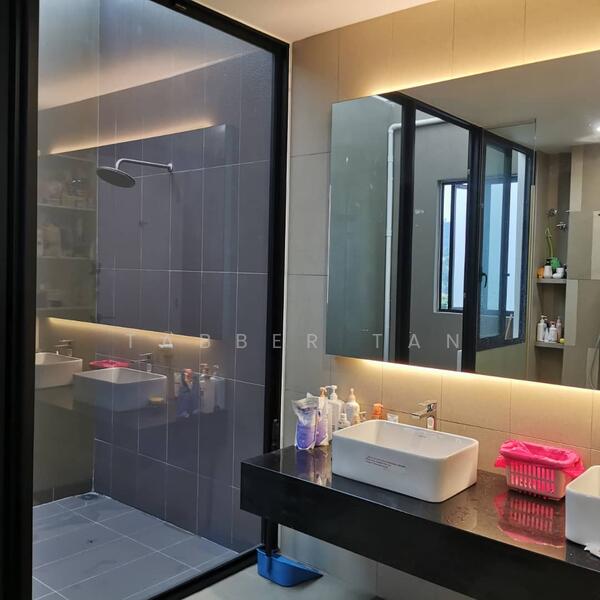 twin palms untuk Untuk Disewa - RM 5,500 /bulan, Mac 2026 - Bathroom - PropertyGuru.com.my