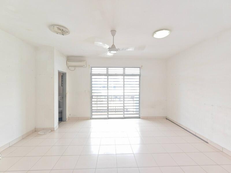 Nusa Idaman Nusas Idamans untuk Untuk Dijual - RM 838,000, Feb 2026 - Living Room - PropertyGuru.com.my