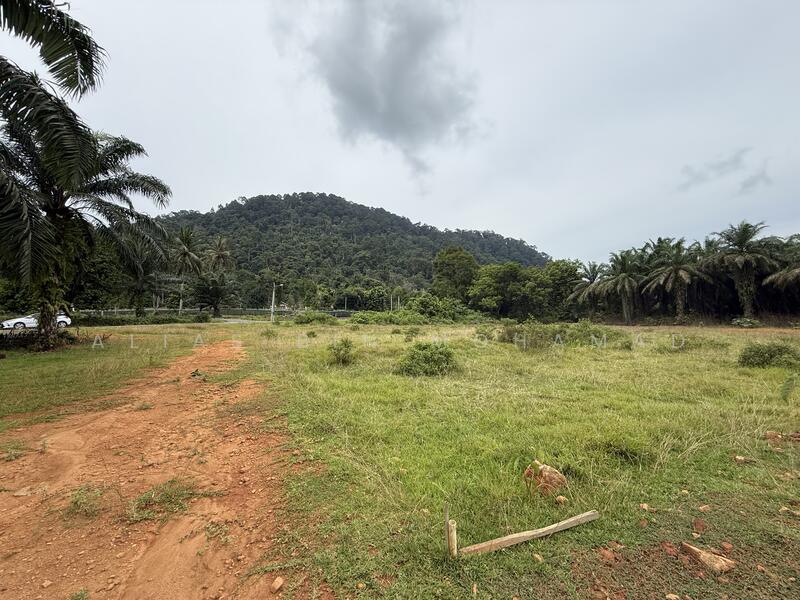 Residential Land for Sale in Hulu Terengganu (Terengganu) - Alias Bin Mohamad - Exterior - PropertyGuru.com.my
