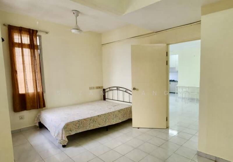 Condominium for Rent at Azuria Condominium - Suzanne Ang - Bedroom - PropertyGuru.com.my