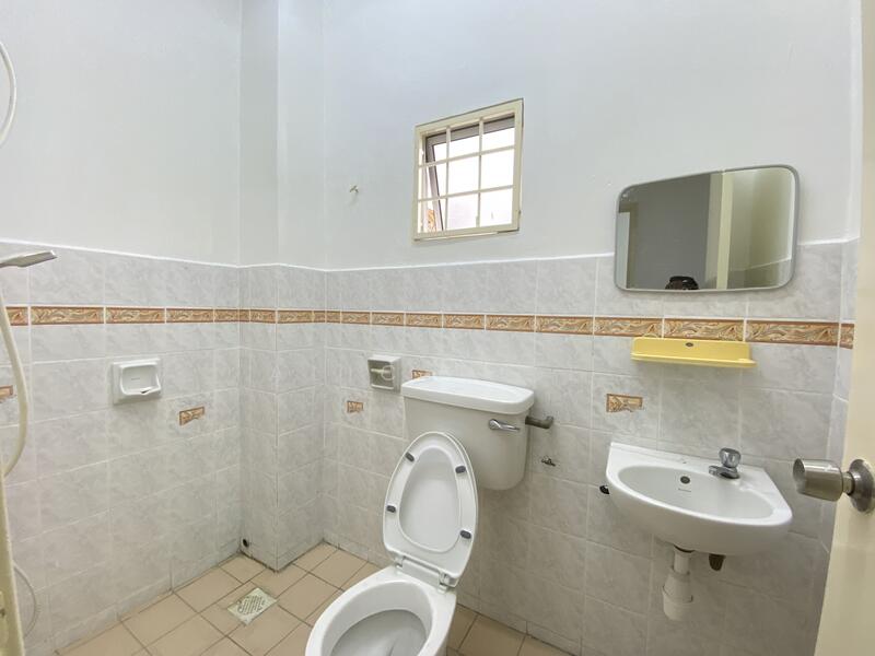 Bandar Kinrara untuk Untuk Disewa - RM 2,200 /bulan, Mac 2026 - Bathroom - PropertyGuru.com.my