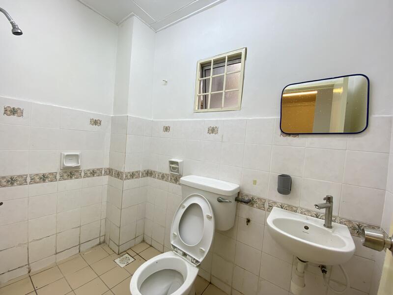 Bandar Kinrara untuk Untuk Disewa - RM 2,200 /bulan, Mac 2026 - Bathroom - PropertyGuru.com.my
